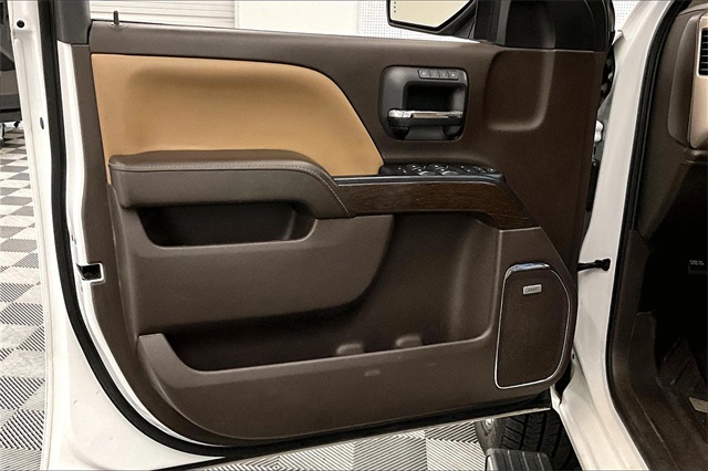 2018 GMC Sierra 1500 Denali Image 27 of 38