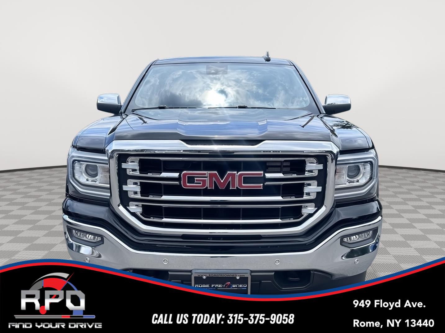 Vehicle image 2 of 33