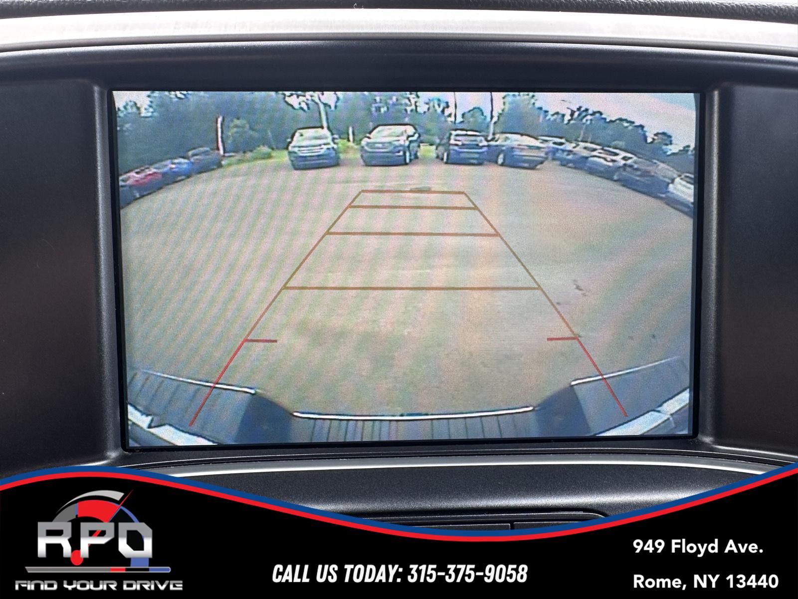 Vehicle image 14 of 33