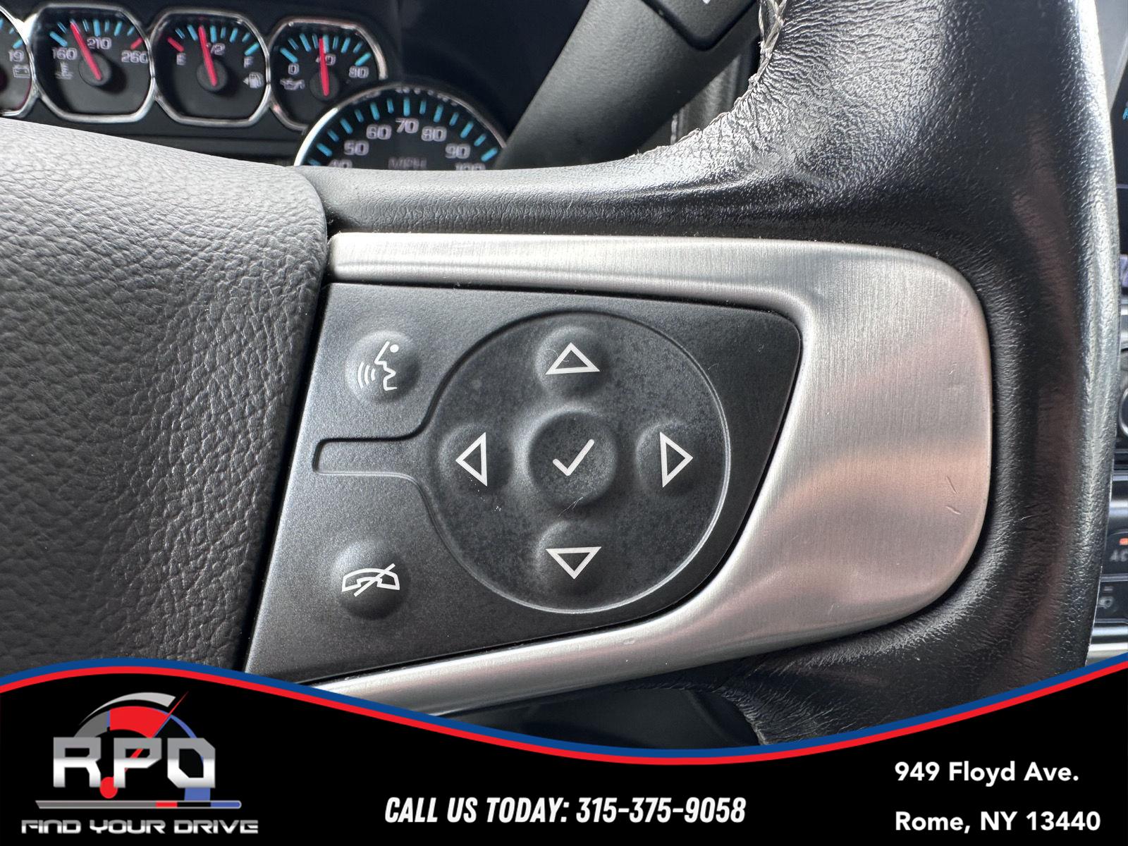 Vehicle image 17 of 33