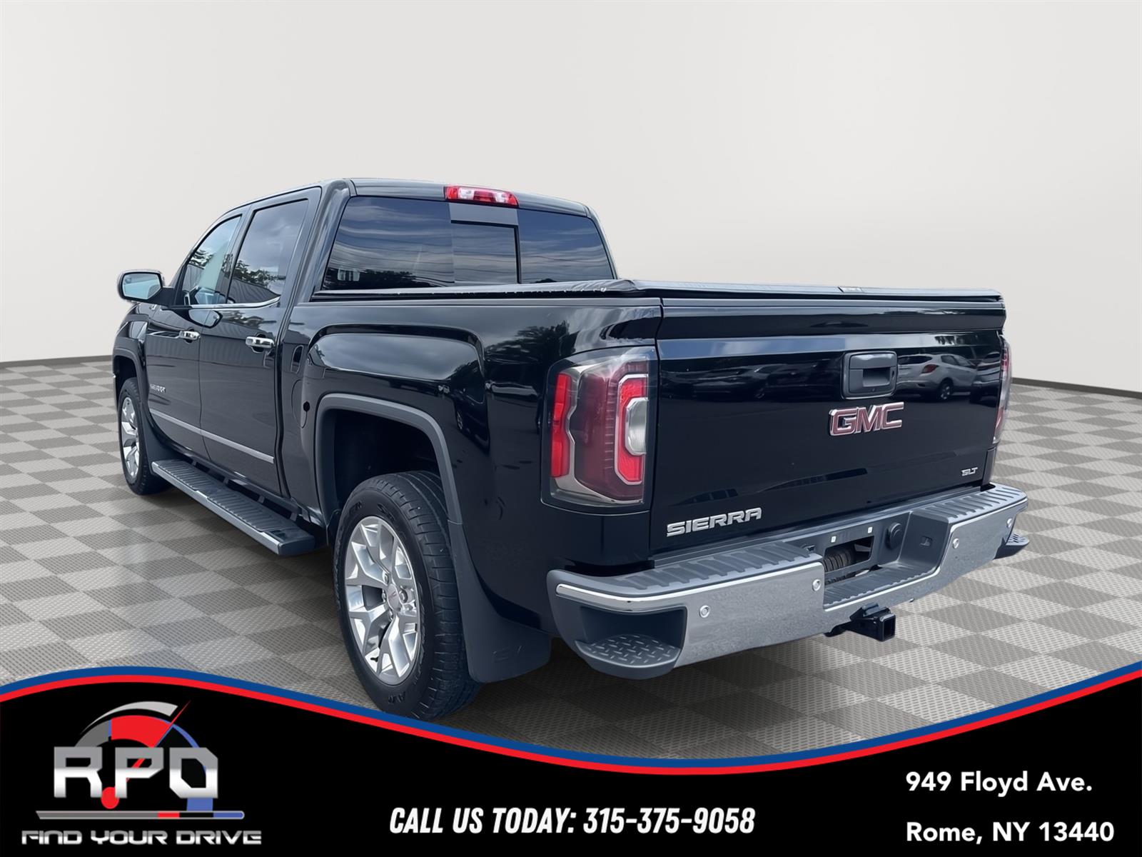 Vehicle image 8 of 33