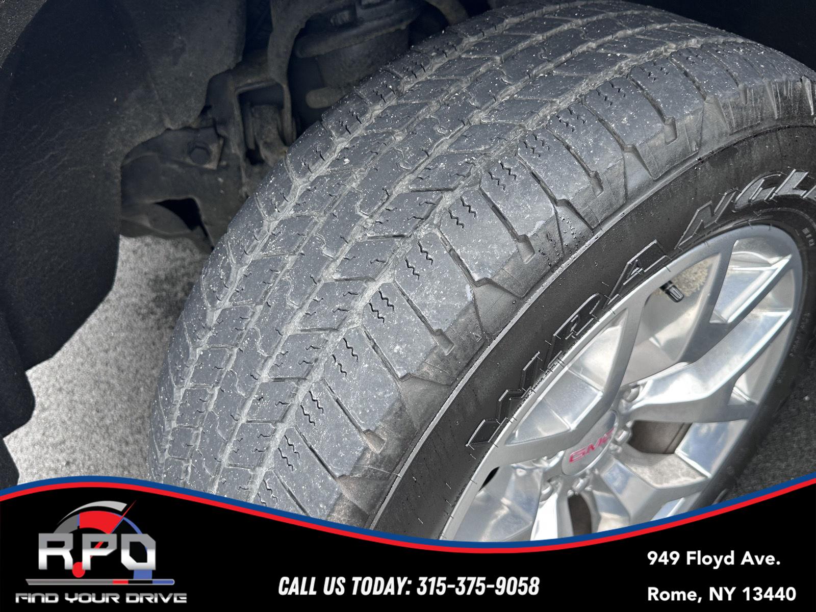 Vehicle image 12 of 33