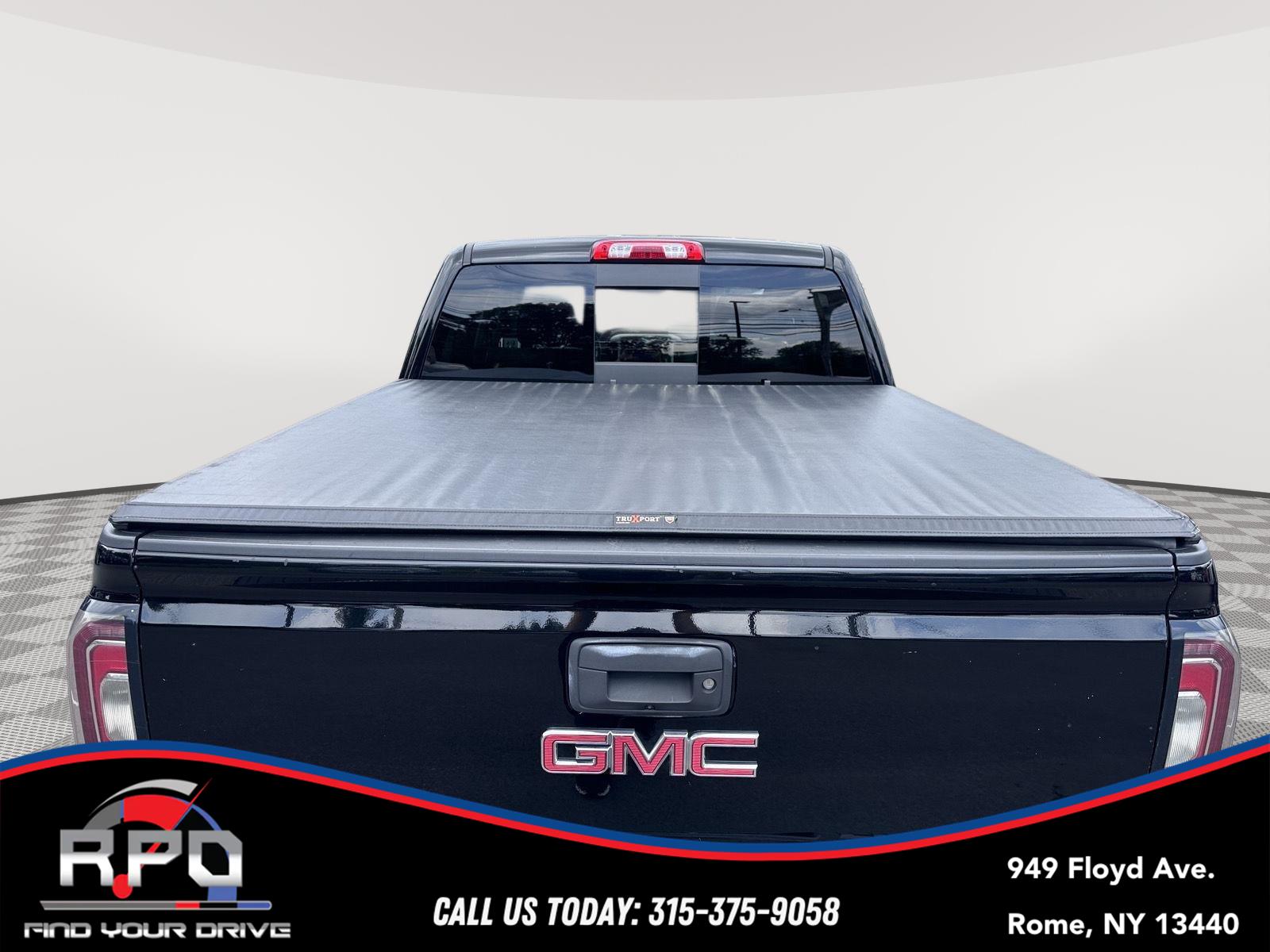 Vehicle image 7 of 33