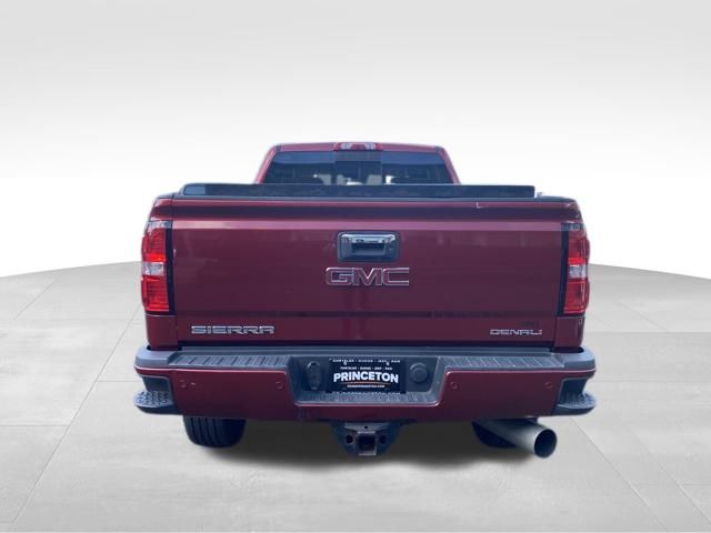 Vehicle image 7 of 46