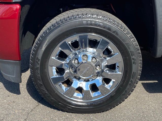 Vehicle image 11 of 46
