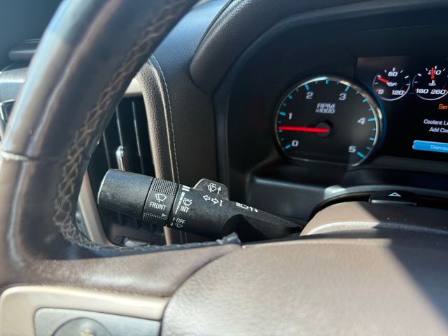 Vehicle image 35 of 46