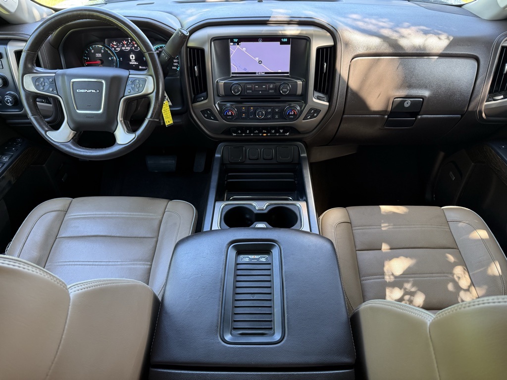 2018 GMC Sierra 2500HD Denali Image 13 of 22