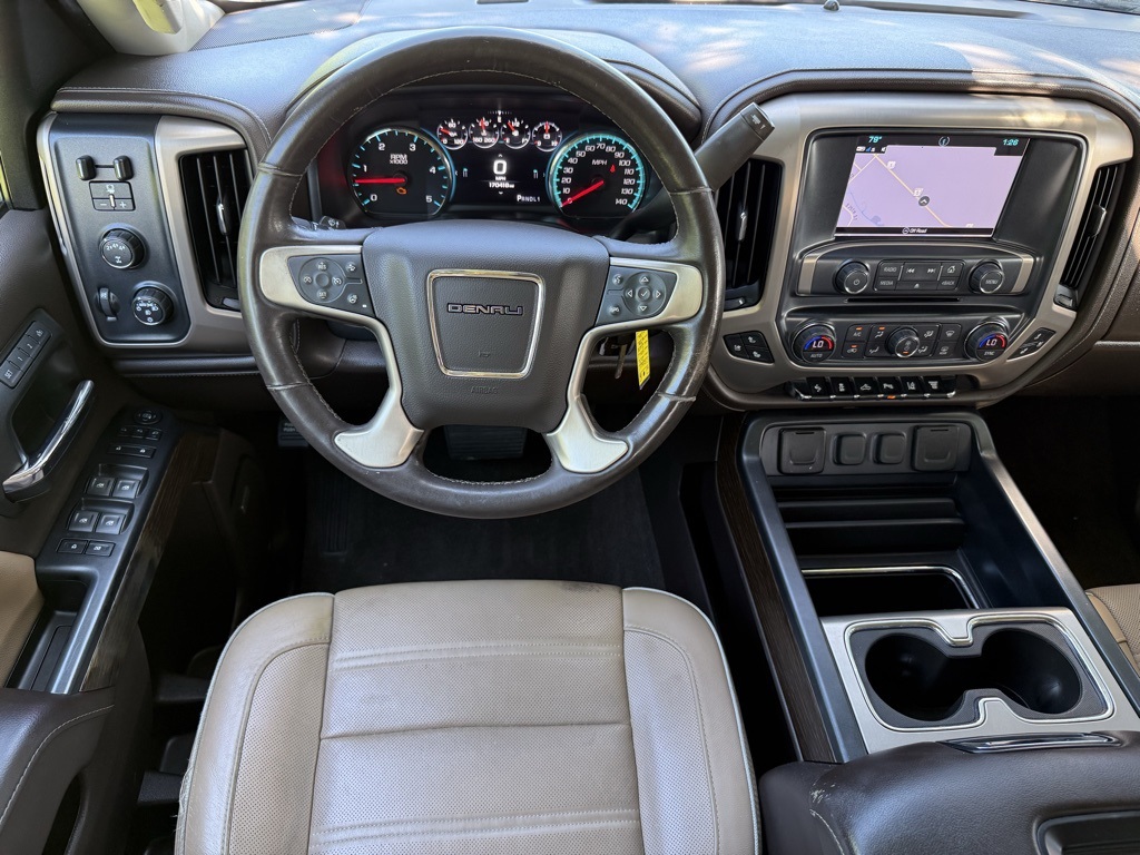 2018 GMC Sierra 2500HD Denali Image 20 of 22