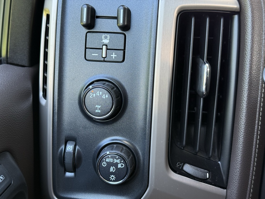 2018 GMC Sierra 2500HD Denali Image 22 of 22