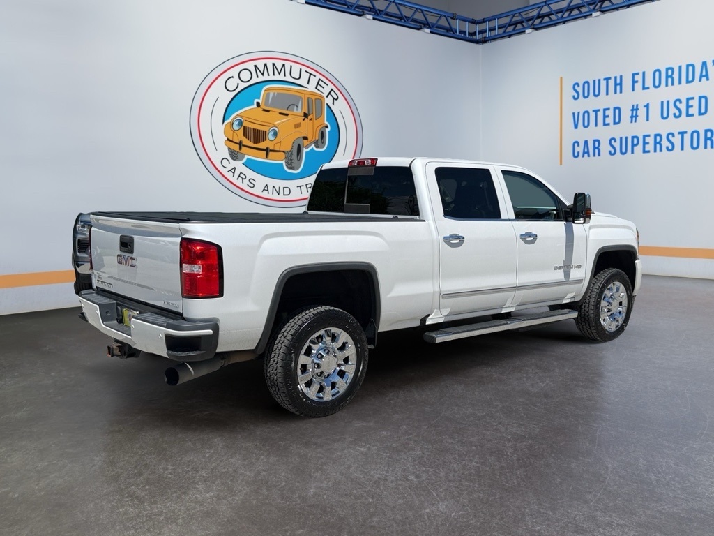 2018 GMC Sierra 2500HD Denali Image 5 of 22