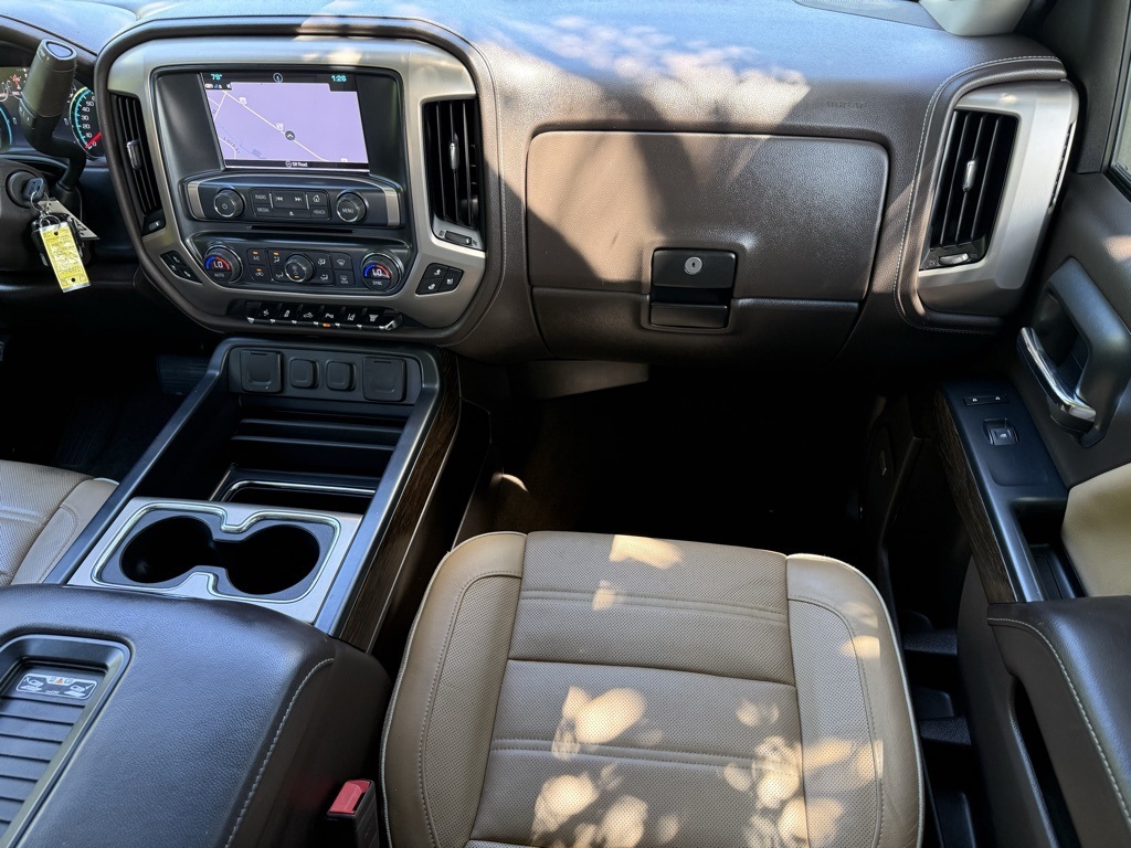 2018 GMC Sierra 2500HD Denali Image 21 of 22