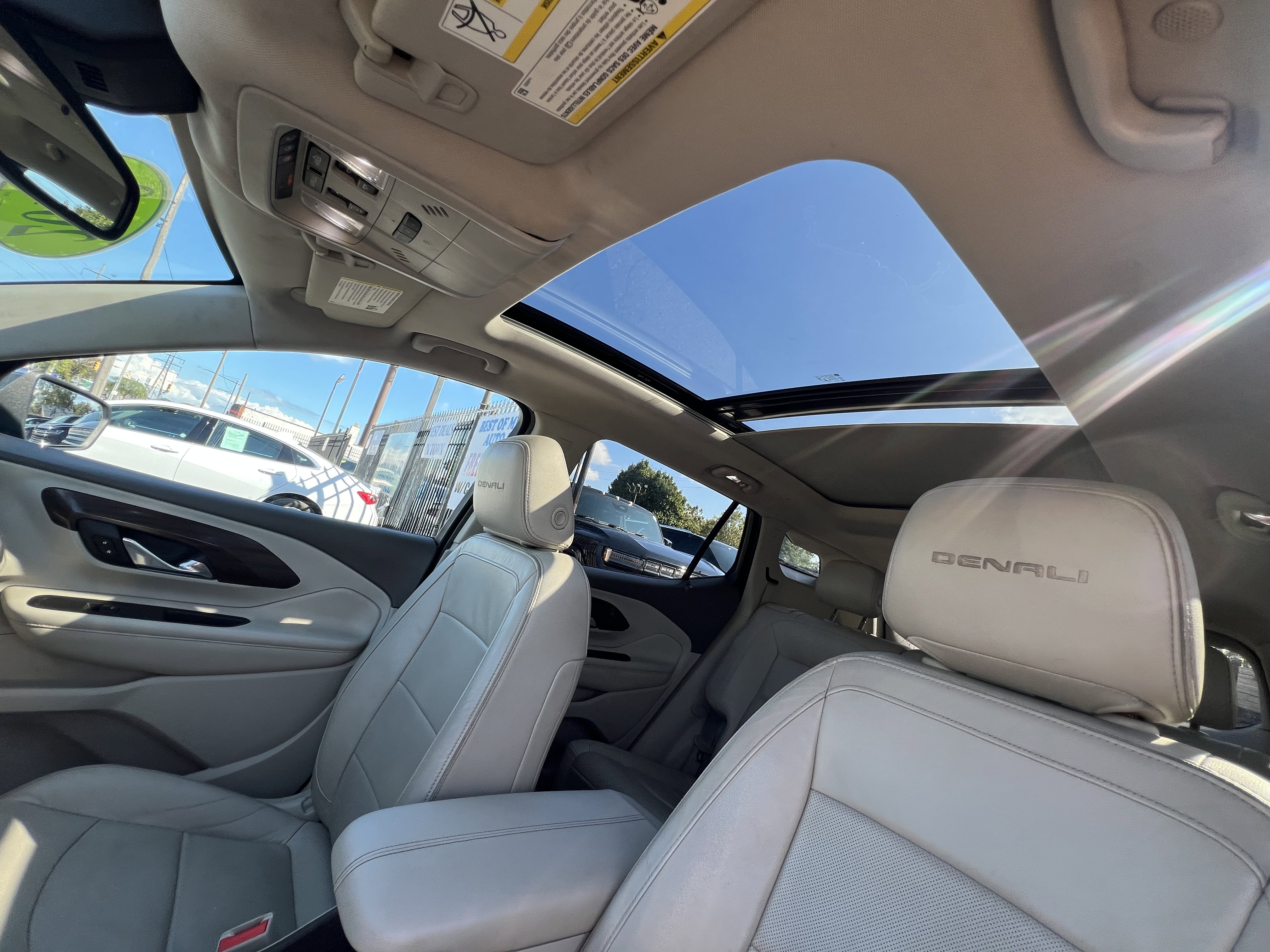 2018 GMC Terrain Denali Image 24 of 35