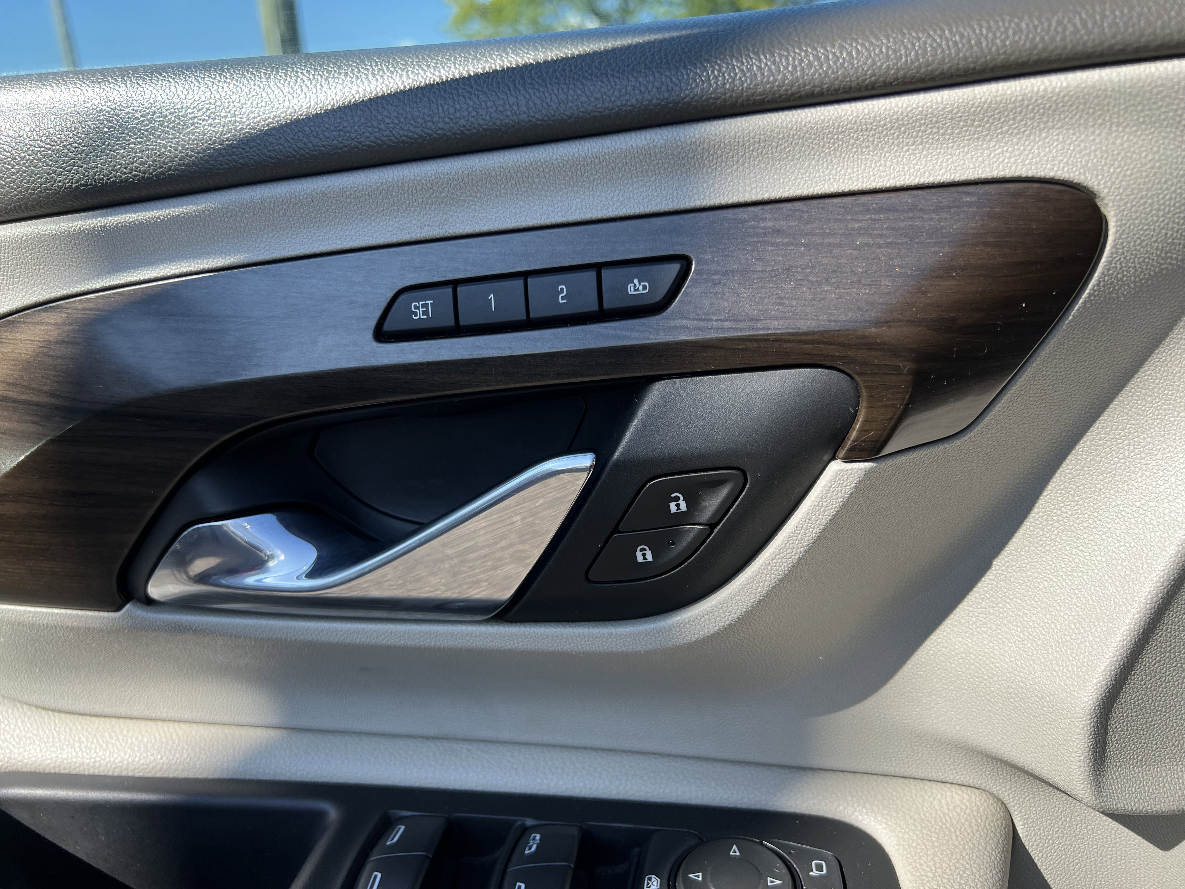 2018 GMC Terrain Denali Image 19 of 35