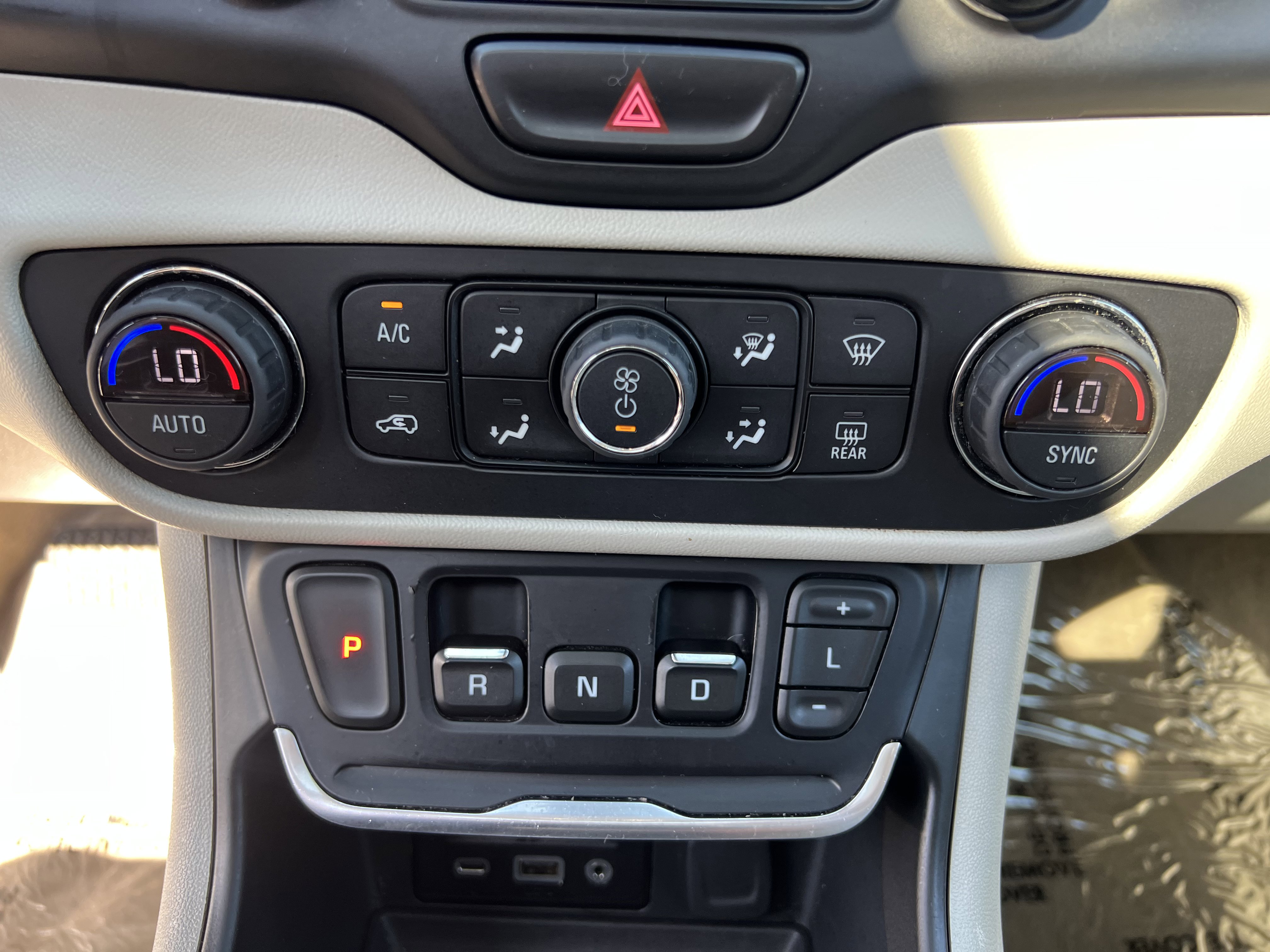 2018 GMC Terrain Denali Image 26 of 35