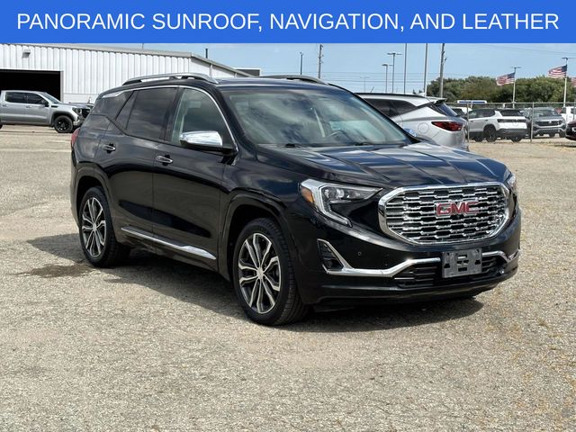 2018 GMC Terrain Denali Image 2 of 27