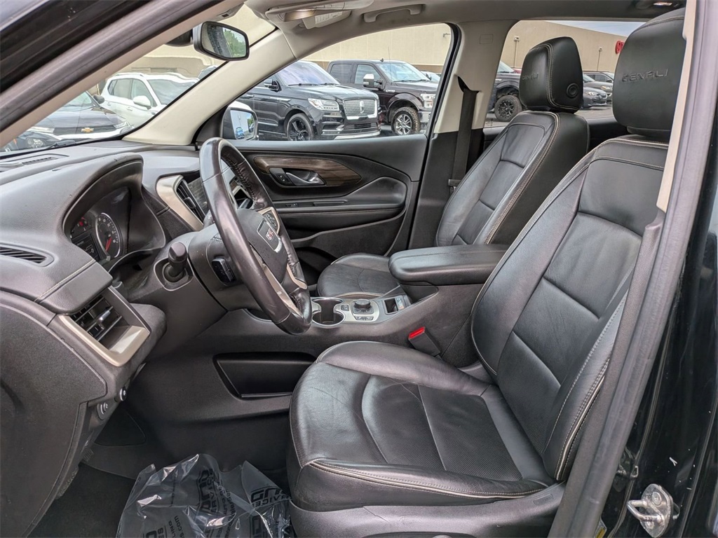 2018 GMC Terrain Denali Image 16 of 34