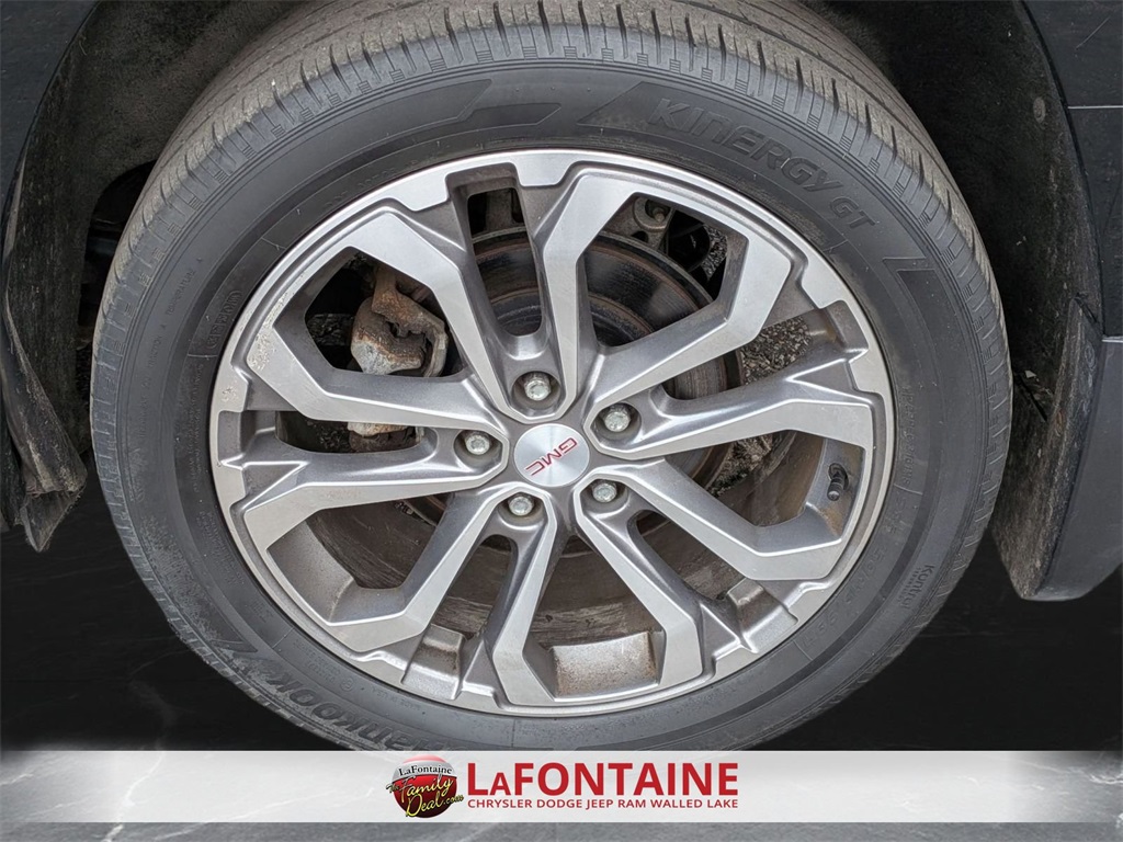 2018 GMC Terrain Denali Image 10 of 34