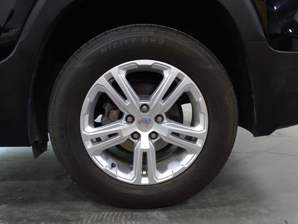 Vehicle image 35 of 37