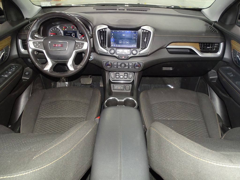 Vehicle image 23 of 37