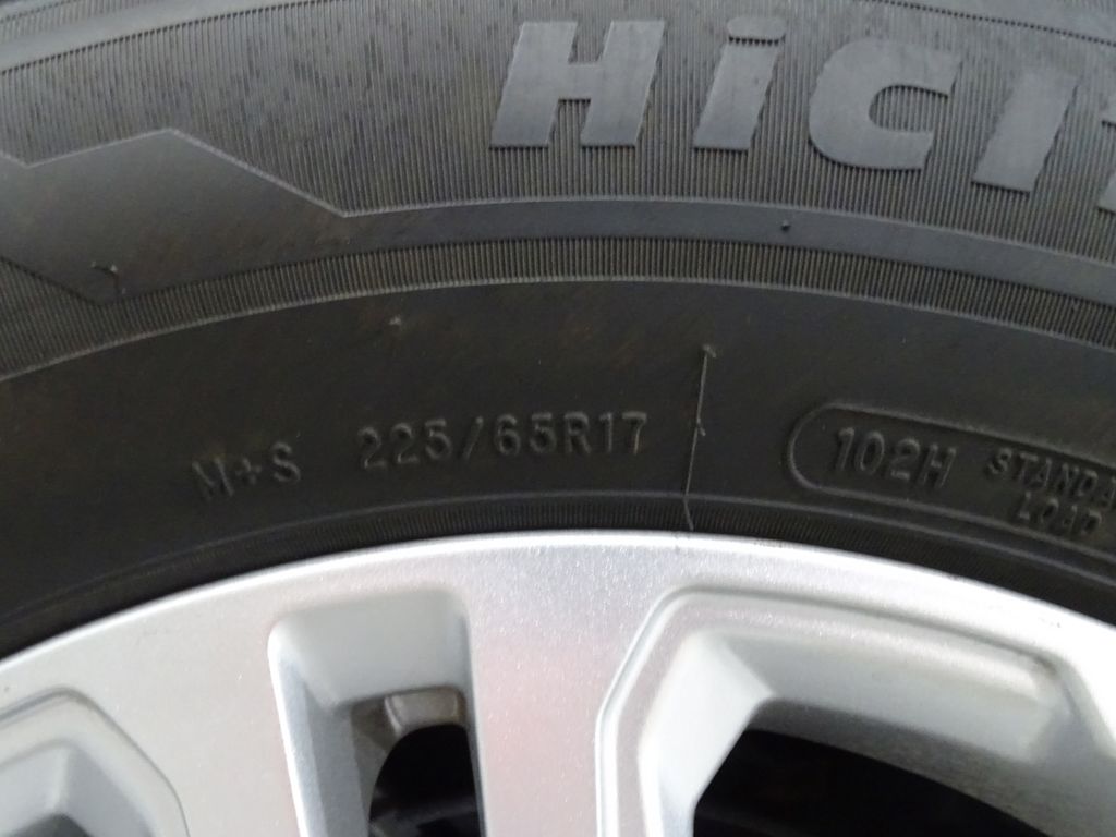 Vehicle image 36 of 37