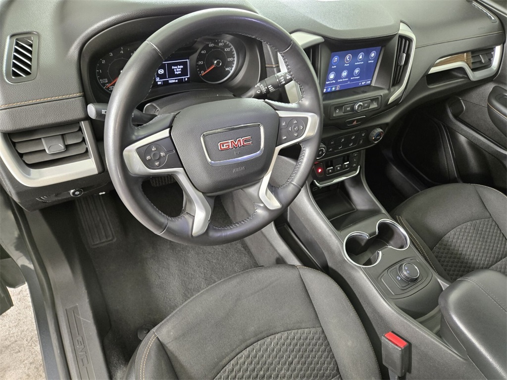 Vehicle image 17 of 32