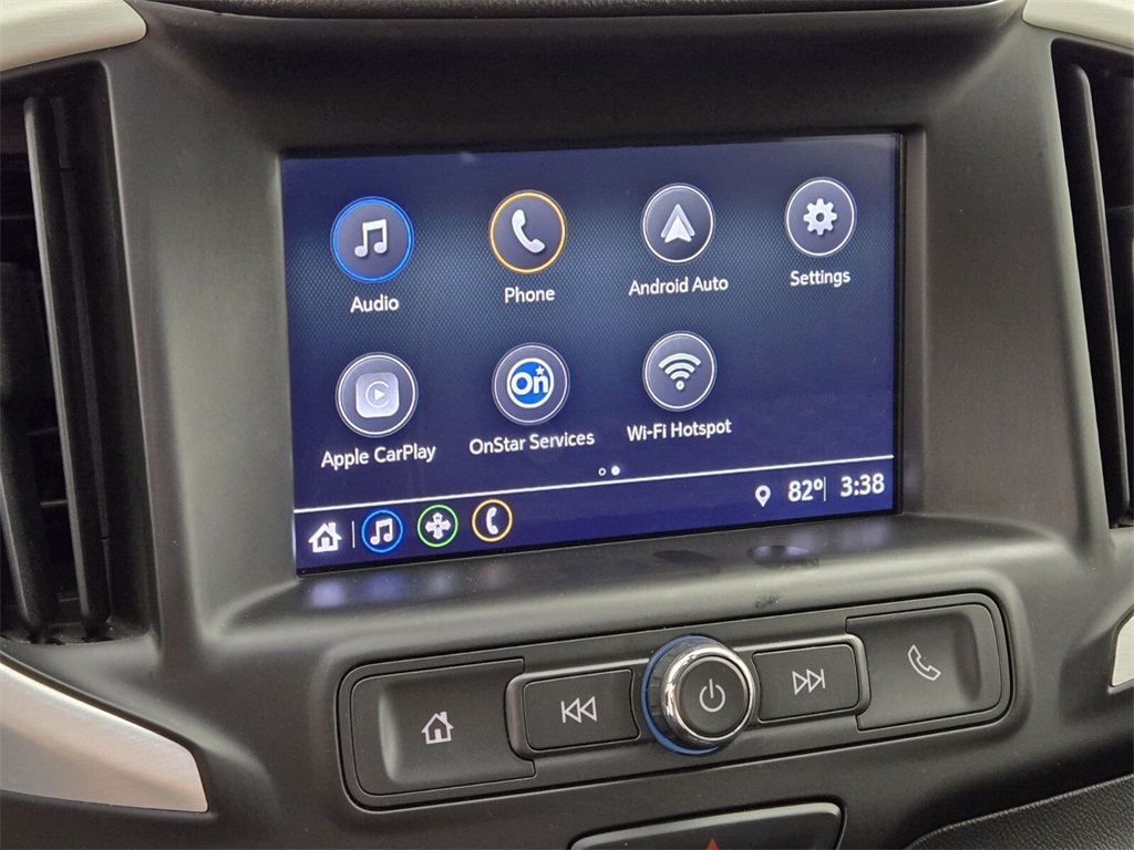 Vehicle image 21 of 32