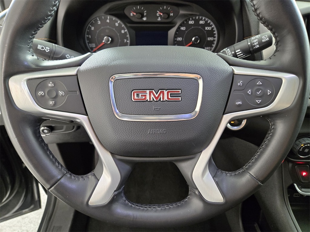 Vehicle image 18 of 32
