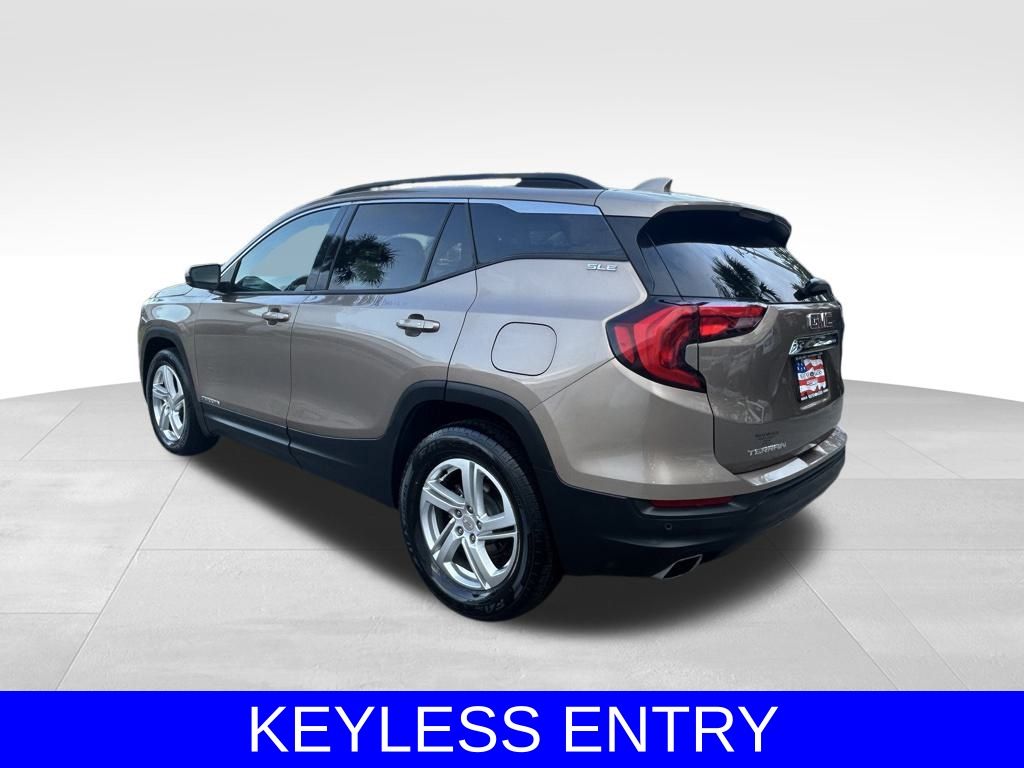 Vehicle image 7 of 44