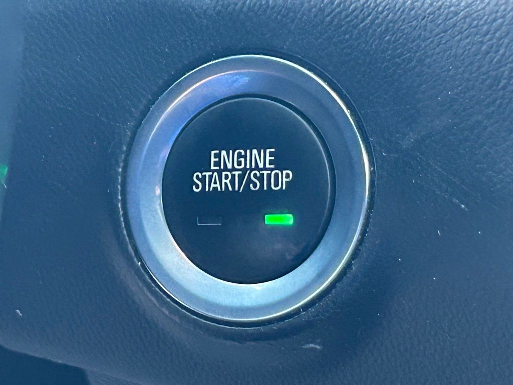 Vehicle image 43 of 44