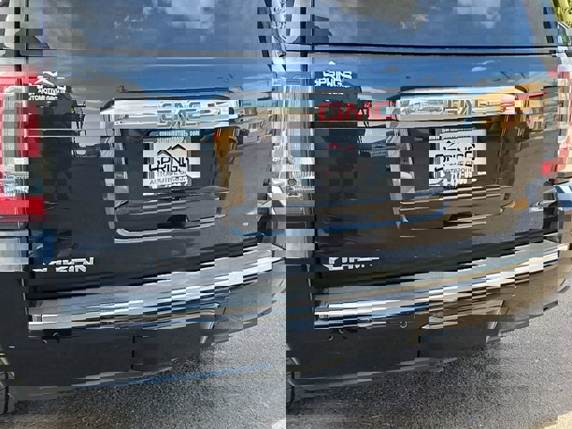 Vehicle image 21 of 23