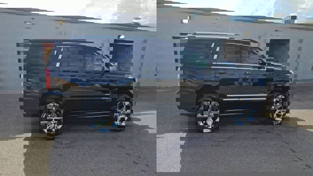 Vehicle image 6 of 23