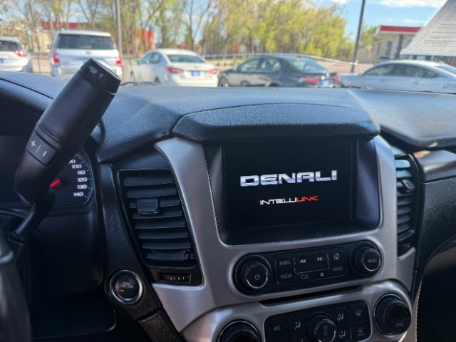 Vehicle image 32 of 37