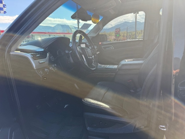 Vehicle image 26 of 37