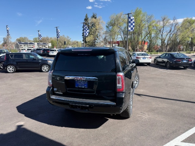 Vehicle image 10 of 37