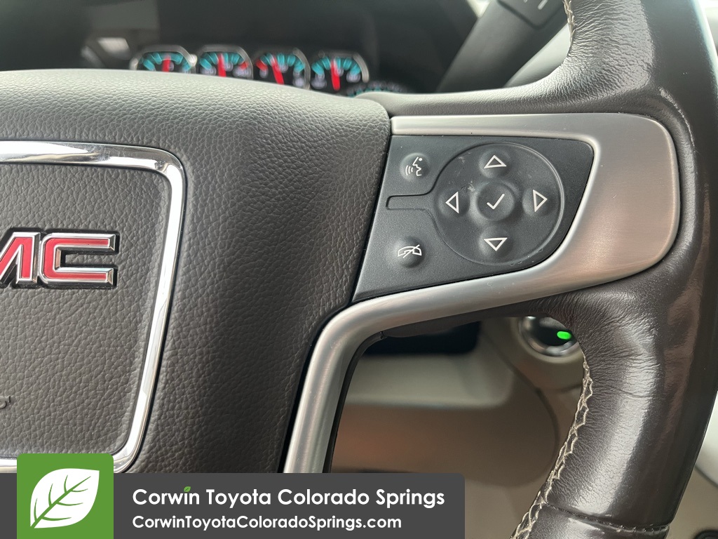 Vehicle image 24 of 32