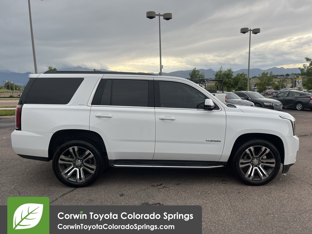 Vehicle image 4 of 32