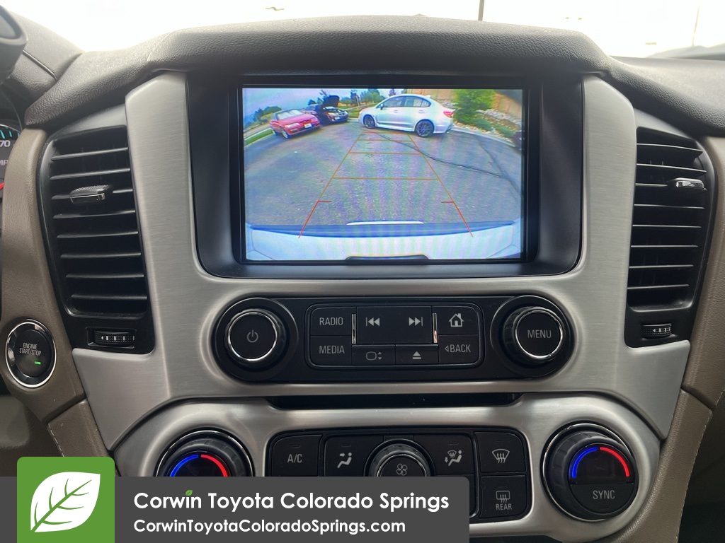 Vehicle image 16 of 32