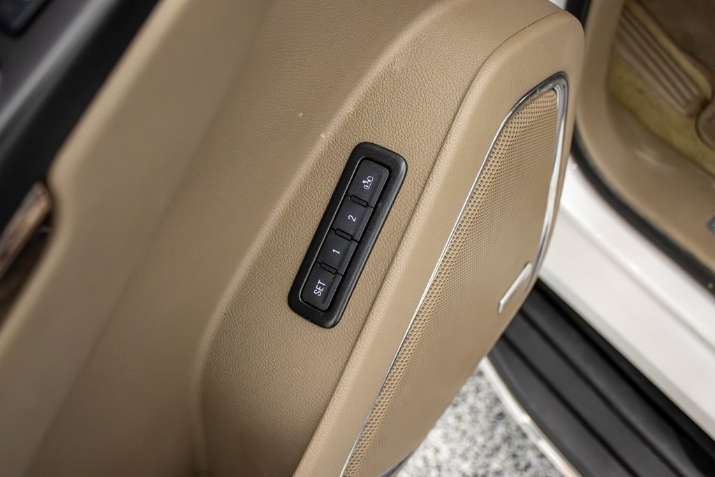 2018 GMC Yukon SLT Image 36 of 43