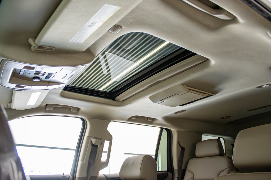 2018 GMC Yukon SLT Image 16 of 43