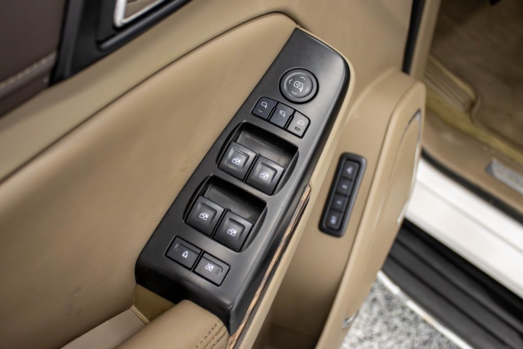 2018 GMC Yukon SLT Image 38 of 43