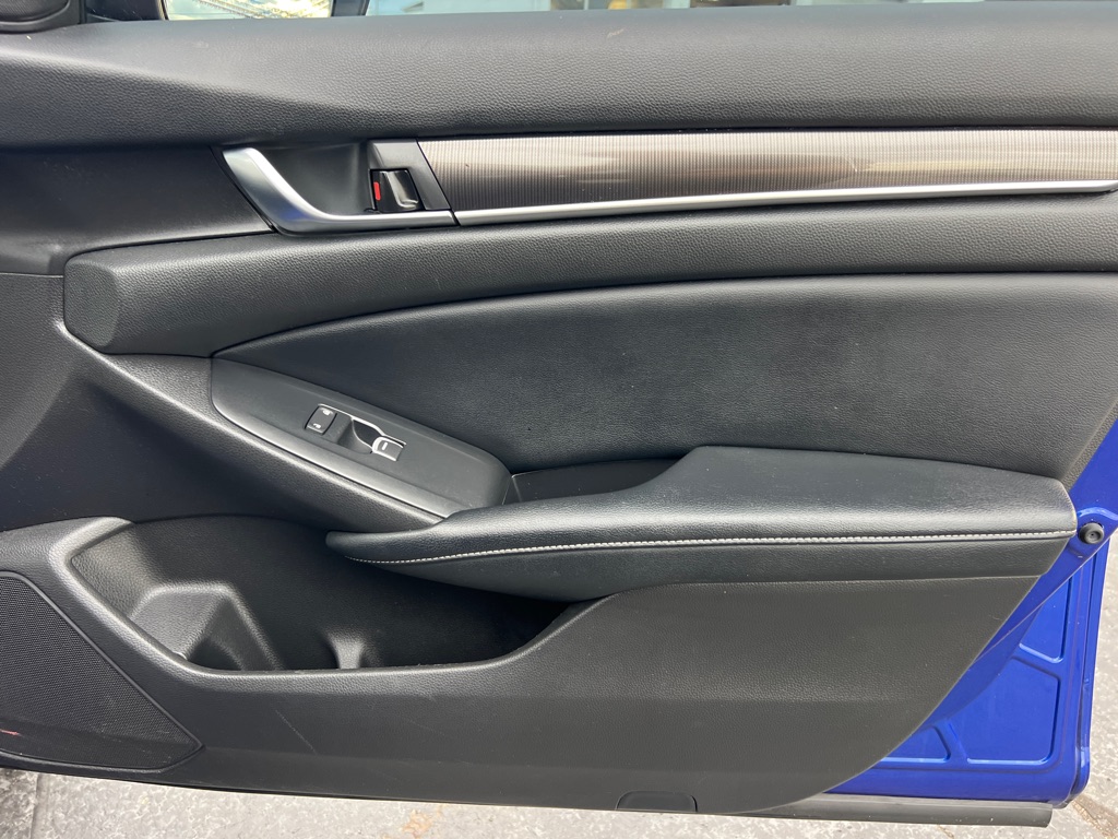 2018 Honda Accord Sport 1.5T Image 32 of 46