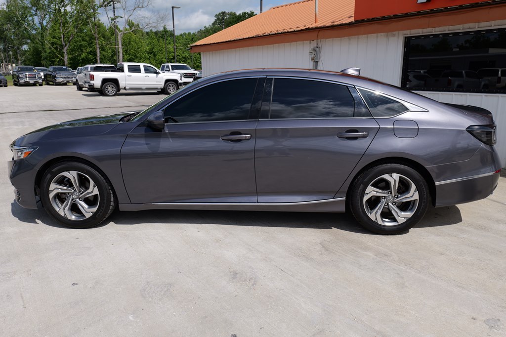 2018 Honda Accord EX-L 1.5T Image 10 of 39