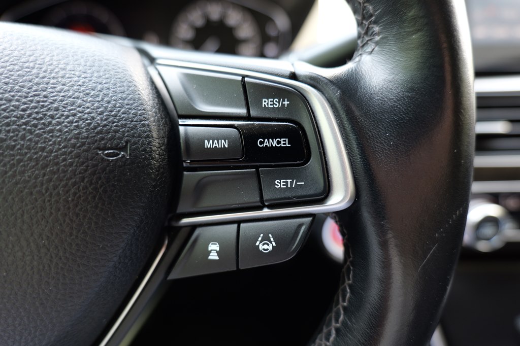 2018 Honda Accord EX-L 1.5T Image 20 of 39