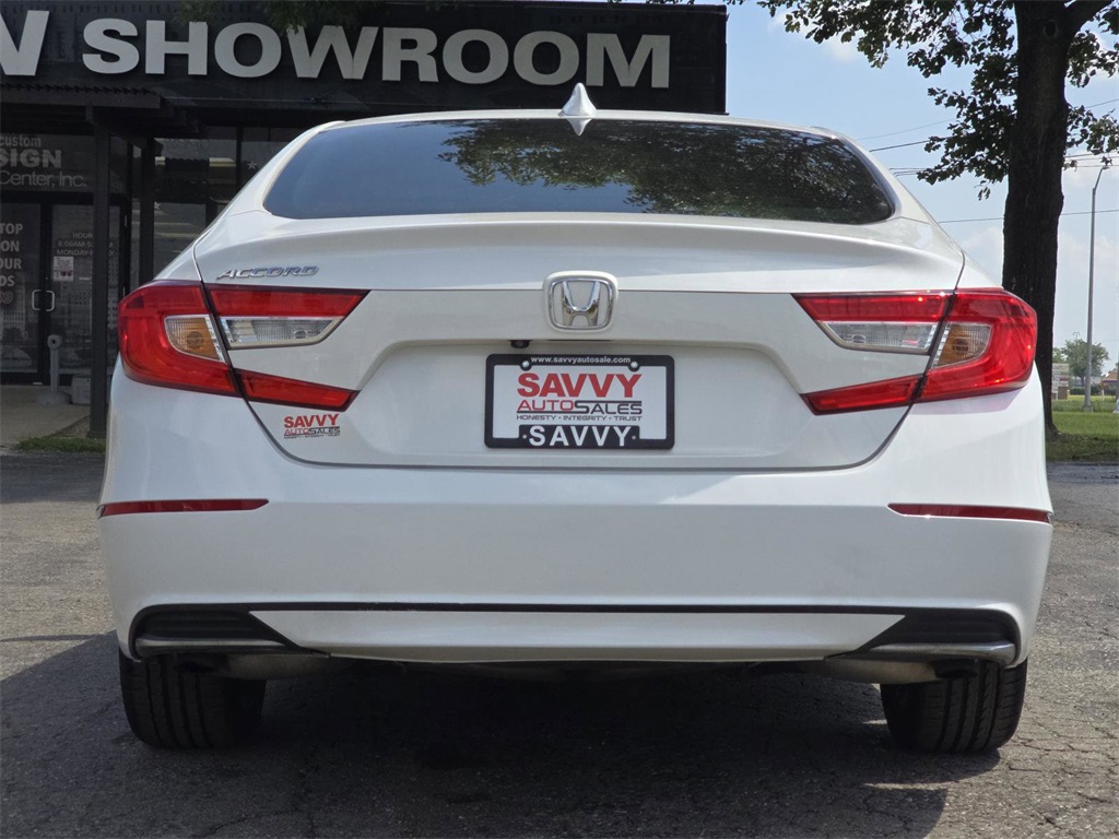 Vehicle image 6 of 31