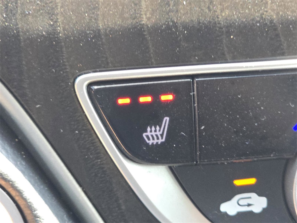 Vehicle image 29 of 31