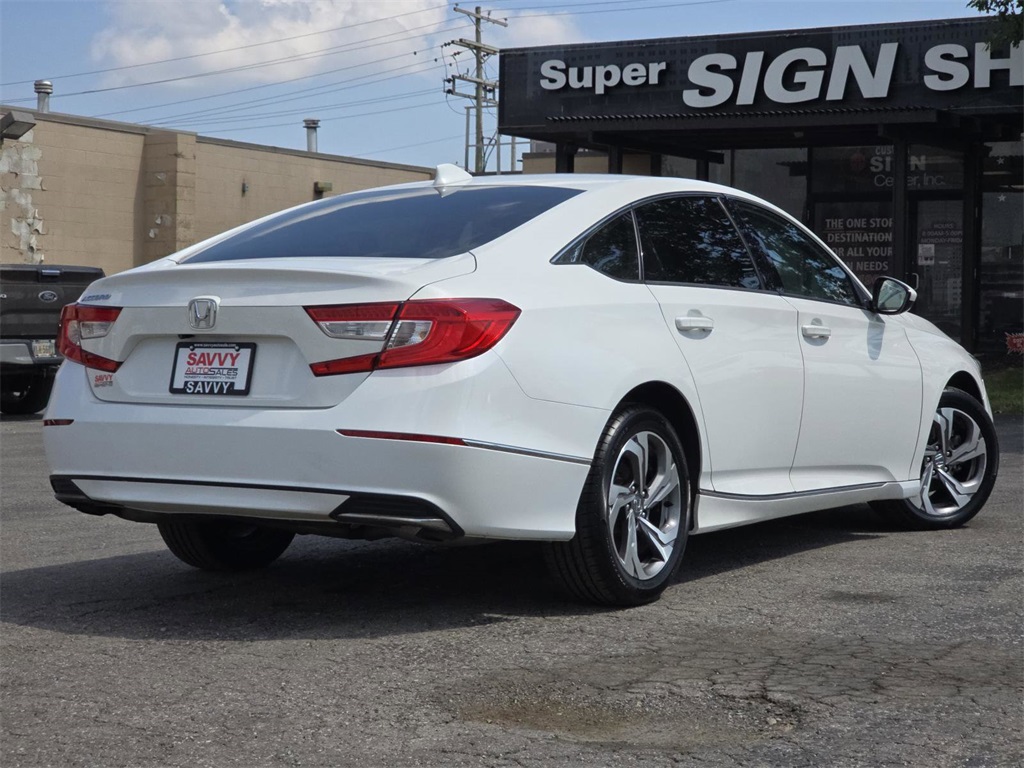 Vehicle image 5 of 31