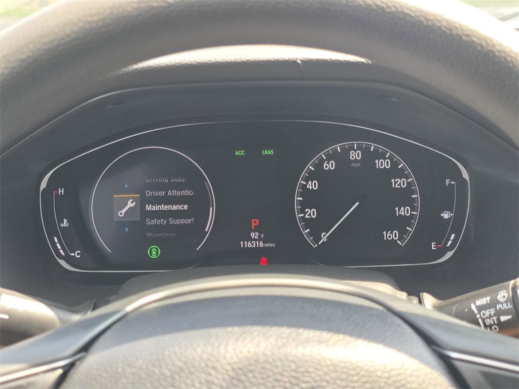 Vehicle image 17 of 31