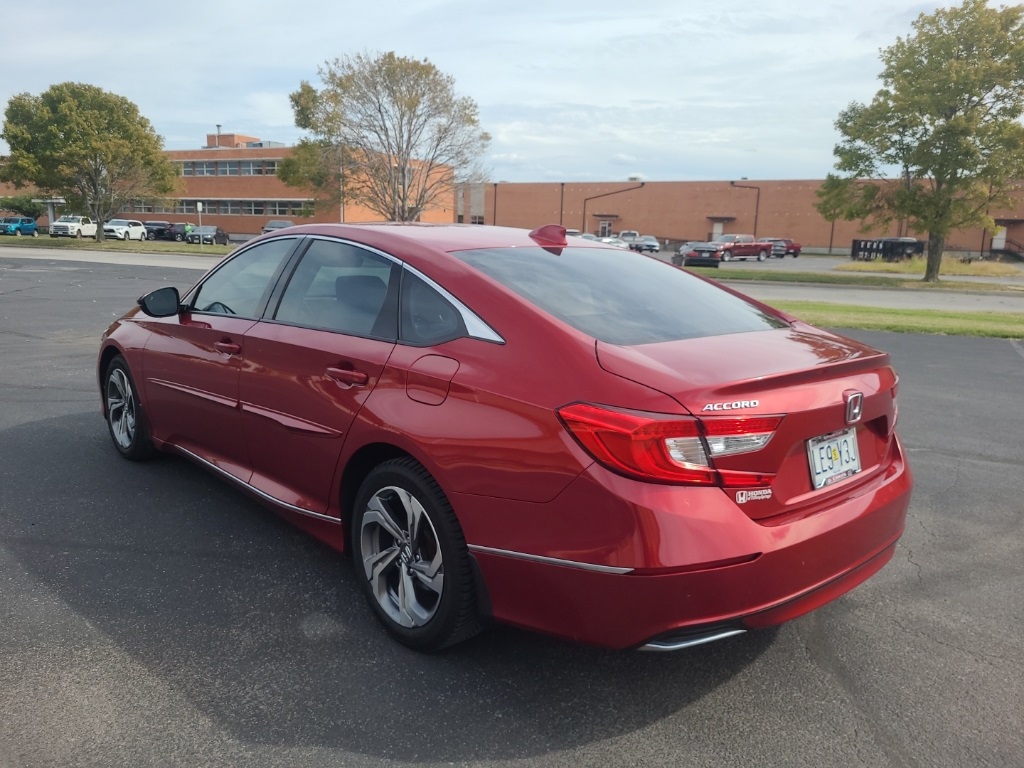 2018 Honda Accord EX-L 1.5T Image 6 of 10