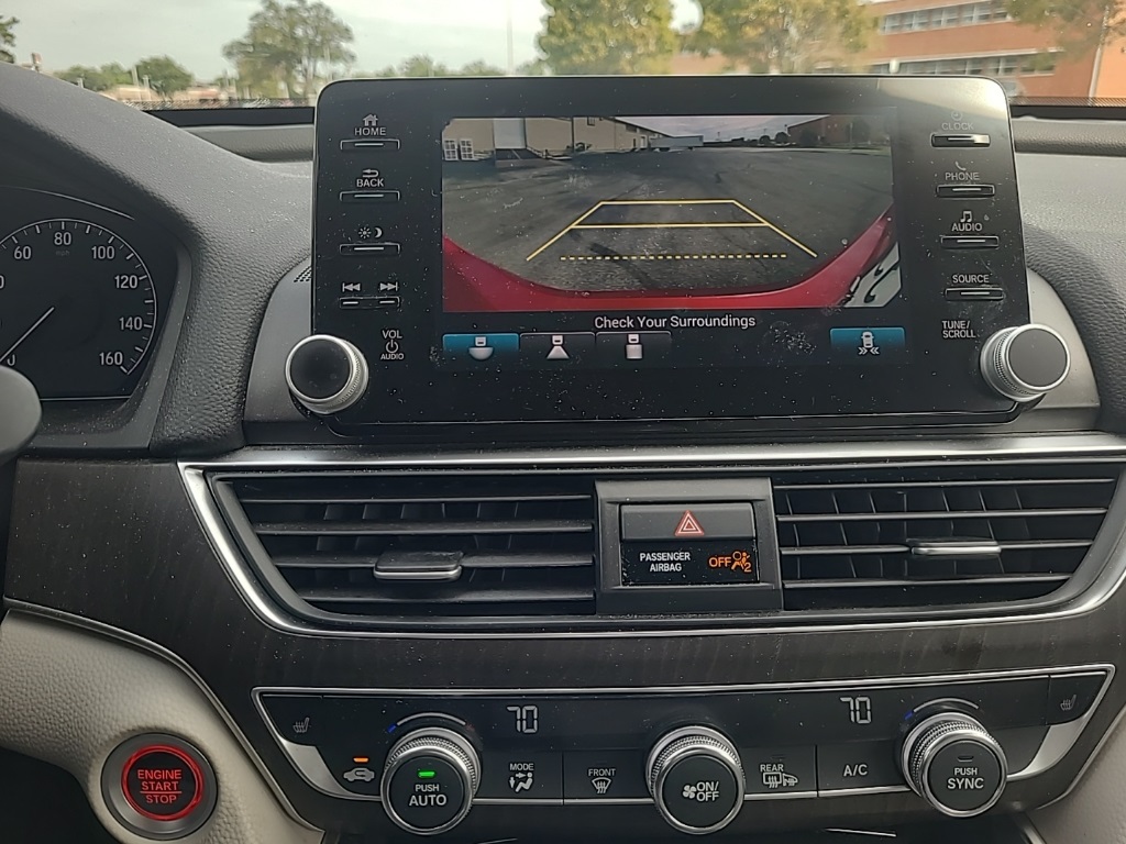 2018 Honda Accord EX-L 1.5T Image 9 of 10