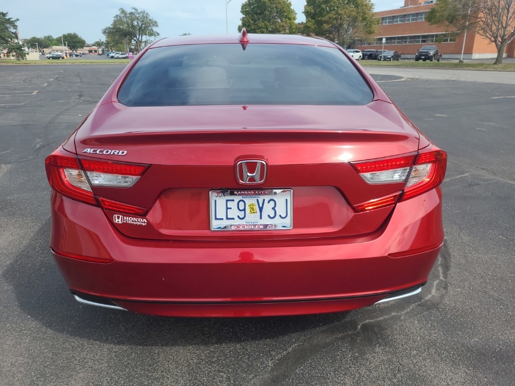2018 Honda Accord EX-L 1.5T Image 5 of 10